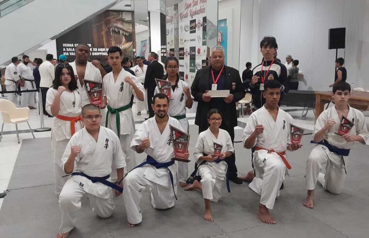 Equipe So Kyokushin de Caraguatatuba se destaca na Copa São Paulo de Karatê