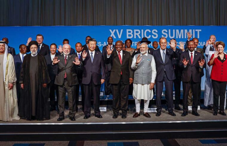 Em último dia de cúpula, Lula celebra ampliação do Brics