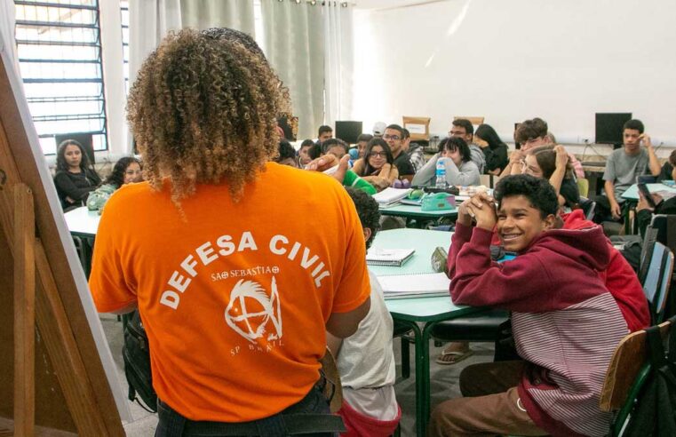 Estudantes de Boiçucanga participam de capacitações do programa ‘Agente Mirim da Defesa Civil’