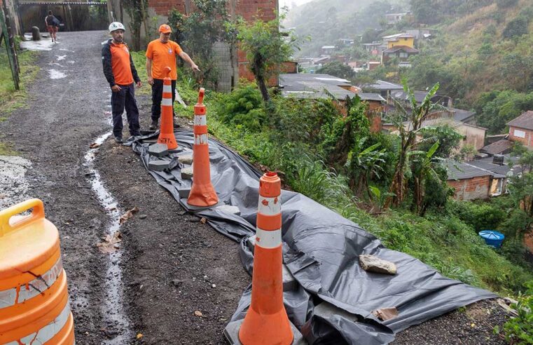 Defesa Civil de São Sebastião monitora áreas de risco após chuvas intensas no final de semana; acumulado de 98,5 mm em 72 horas