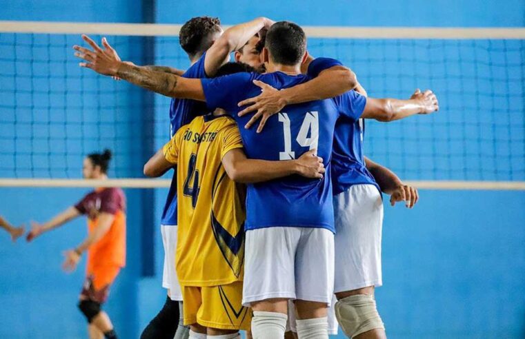 Equipe de voleibol de São Sebastião se prepara para jogar a Superliga Série C em ‘casa’