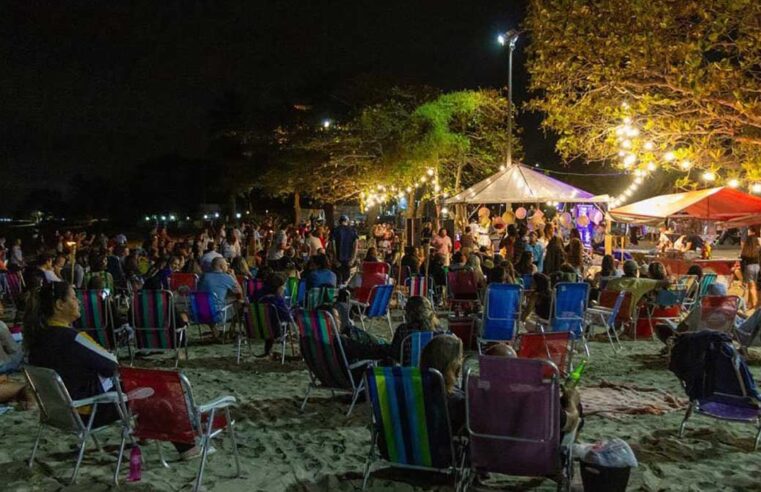 São Sebastião realiza 5ª edição do Luau na praia do Arrastão