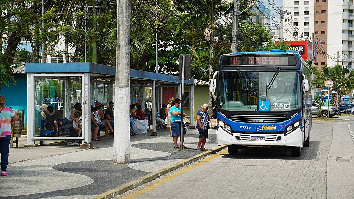 Caraguatatuba disponibiliza mais ônibus para quem vai prestar concurso público nos dias 14 e 28