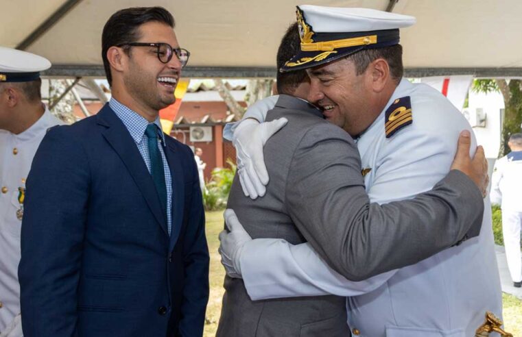 Cerimônia de Troca de Comando na Capitania dos Portos de São Sebastião Conta com a Presença do Prefeito Felipe Augusto