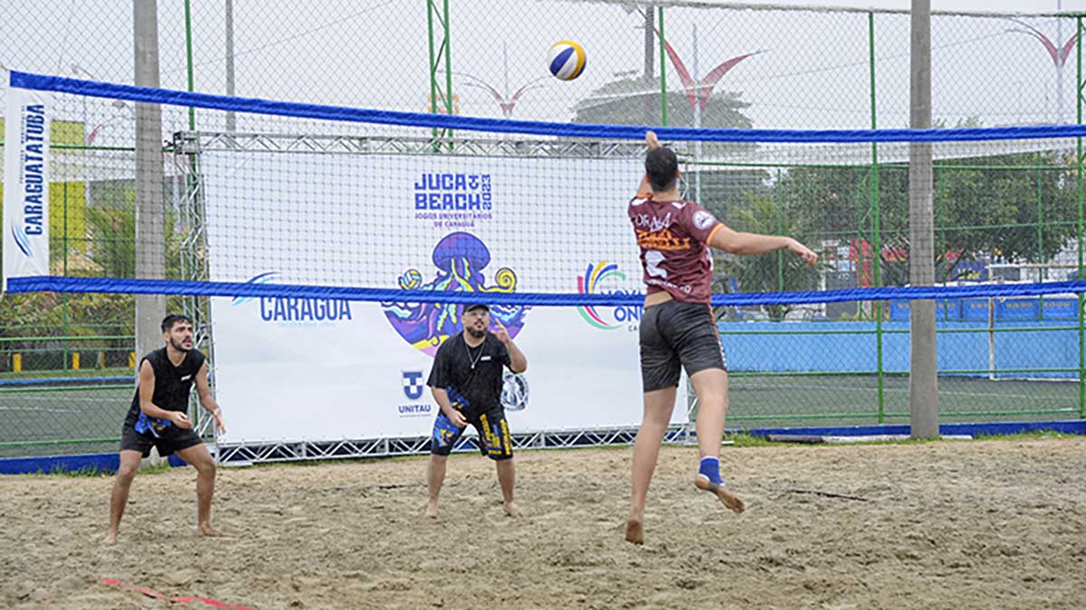 2º Juca Beach movimenta volta às aulas de universitários em Caraguá