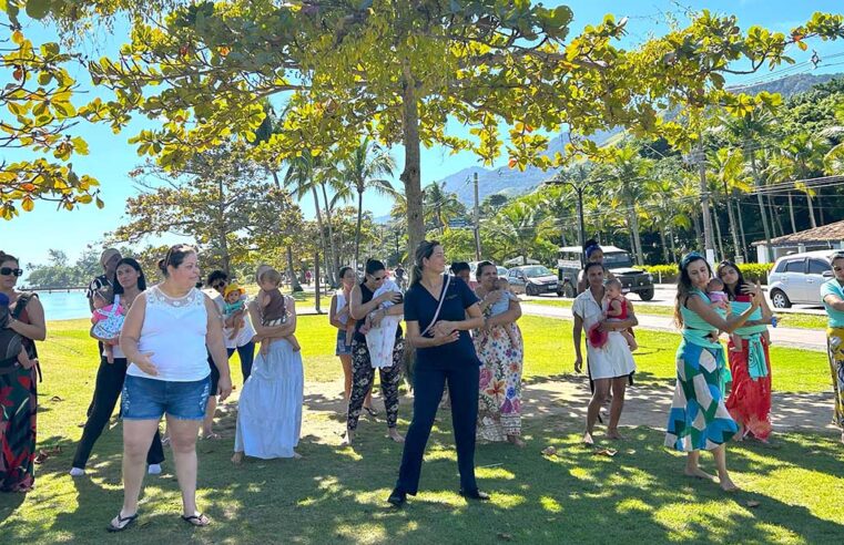 Mães de bebês de colo e gestantes de Ilhabela participam de “Encontro Roda de Mães” promovido pelo CIAMA