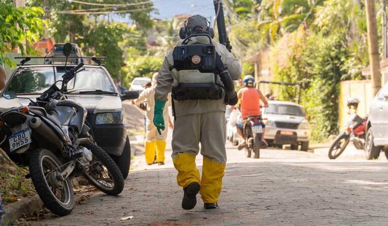 Agentes da Secretaria de Saúde de Ilhabela já vistoriaram mais de 24 mil imóveis no combate ao mosquito da dengue