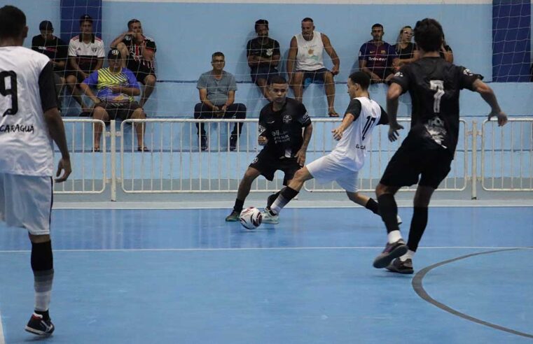 Disputas da série ouro do Campeonato de Futsal definem semifinalistas em Caraguatatuba