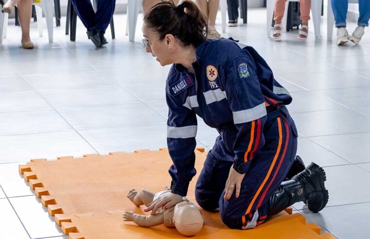 Equipes de creches na Topolândia participam de formação sobre primeiros socorros e prevenção de incêndios em São Sebastião