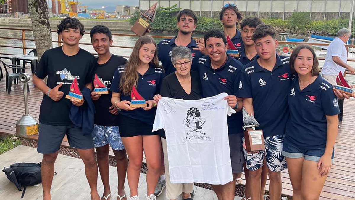 Velejadores da Escola de Vela de Ilhabela brilham no 71º Campeonato Paulista da Classe Snipe